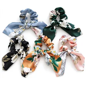 Bloemen Satijnen Scrunchie Met Konijnenoren Strik Geknoopte Elastische Haarband Accessoire Voor Dames Meisjes Retro Elegant