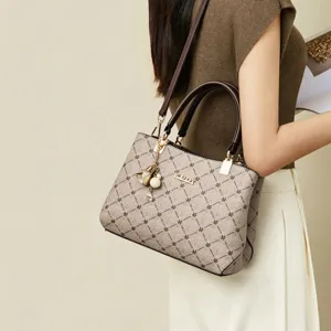 Damen Vintage Schultertasche Handtasche klassisches Monogramm Muster elegante Tasche