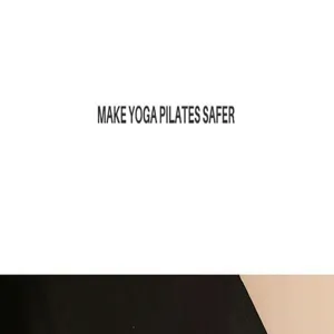 Gedetailleerd overzicht van anti-slip gestreepte katoenen yogasokken voor fitness.
