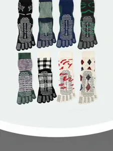 Non-slip five toe yoga socks cotton pilates fitness grip socks for women daily training