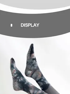 Chaussettes de yoga antidérapantes batik pour femme, sport fitness respirantes mi-mollet.