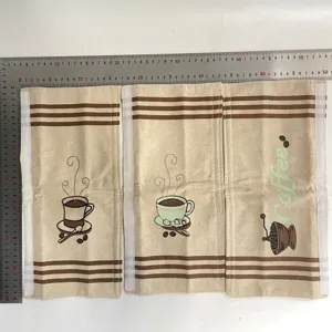 Detailansicht von 3 Stk. Leinen Kaffeemotiv Griffbezügen mit Größenmessung und Stickerei.