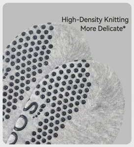 Non-slip yoga socks for women, breathable pilates fitness sports socks with grip dots.