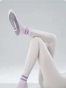 Women's non-slip yoga socks with grip for pilates, fitness, and indoor workout training.