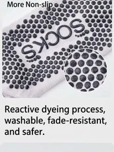 Non-slip yoga socks for women, breathable fitness pilates sports socks with grip dots.