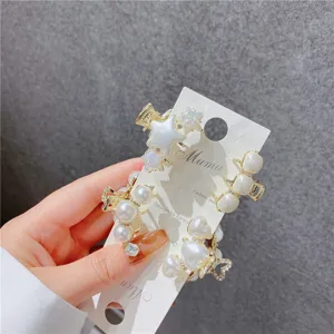 Alloy imitation pearl hair claw clips set, sweet Korean style geometric hair accessories for women.