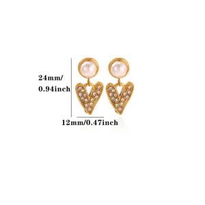 Pendientes colgantes estilo vintage francés de acero titanio 18K perla circonita detalle.