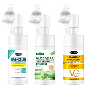 Gezichtsreinigingsmousse met siliconen borstel, aloe vera en vitamine c voor diepe reiniging.