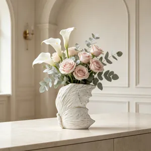 Vaso di fiori in ceramica bianca moderna nordica per decorazioni, elegante design a farfalla.