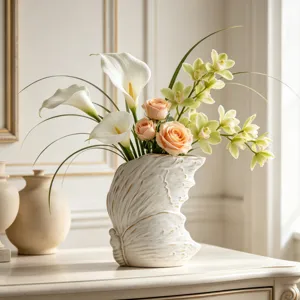 Vaso in Ceramica ad Ala di Farfalla Moderno Nordico Stile Crema Francese Fioriera Decorativa Ornamento da Scrivania per Soggiorno