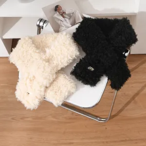Bufanda de Felpa para Mujer Terciopelo Teddy Lana de Cordero Sintética Calentador de Cuello Invierno Grueso Cálido Diseño Cruzado