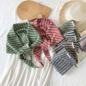 Dames Vintage Fijn Gestreepte Gebreide Wollen Driehoekige Sjaal Winter Warm Jacquard Wrap Nek Bandana Voor Herfst Buiten Dagelijks Decoratief Accessoire