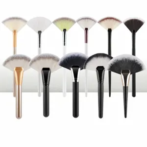 Professionele Waaierkwast Synthetische Vezel Zachte Borstelharen Voor Highlighter Poeder Contouring Gezicht Beauty Tool