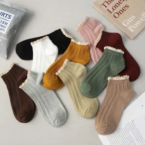 Calzini Corti Carini con Volant in Pizzo da Donna Bordo Orecchio di Legno Dolce Cotone Sottile Traspirante Casual Moda Tutti i Giorni Calzini