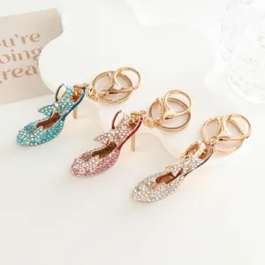 Porte-clés Talon Haut en Strass Alliage de Zinc Pendentif Chaussure Cristal Mignon Accessoires de Porte-clés de Voiture Pour Femmes