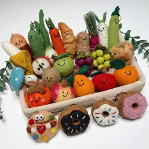 Handmade Wool Felt Cute Vegetable Fruit Food Keychain Bag Charm Creative Cartoon Plush Pendant Backpack Decoration Gift