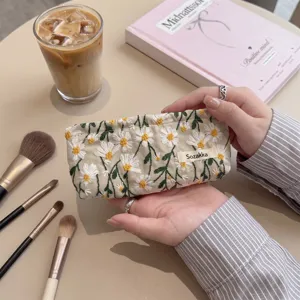 Embroidered Daisy Flower Cosmetic Bag Cotton Canvas Makeup Pouch Large Capacity Travel Toiletry Organizer Pencil Case For Women