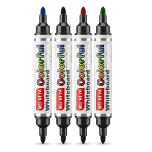 Quatre marqueurs pour tableau blanc à double embout, bleu, noir, rouge et vert, alignés sur fond blanc