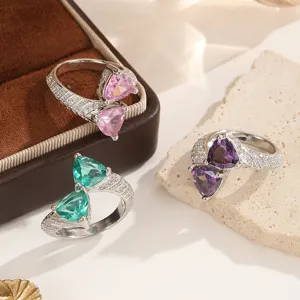 Minimaliste Européen Luxe Léger Géométrique Triangle Strass Bague Ouverte Réglable Rétro Bague de Doigt Bijoux de Mode Pour Femmes