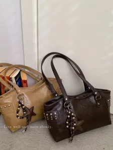 Bolso Tote de Cuero PU de Gran Capacidad para Mujer Minimalista Color Sólido Con Remaches Bolso de Hombro para Uso Diario