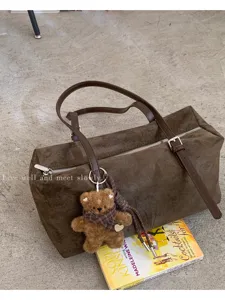 Bolso de Hombro Vintage de Gamuza Sintética para Mujer Gran Capacidad Bolso Tipo Almohada Estampado de Leopardo Color Sólido Con Colgante de Oso