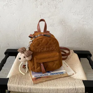 Vintage Gesteppter Wildlederimitat Kleiner Rucksack Für Damen Lässig Einfarbig PU Leder Mini Reise Umhängetasche Mit Plüschbär Anhänger