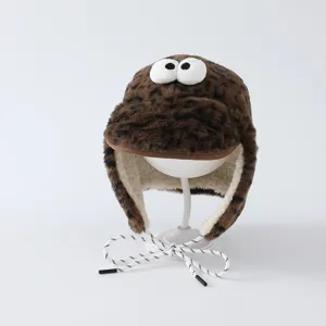 Bonnet aviateur en peluche à imprimé léopard, yeux fantaisie, doublure, couvre-oreilles et liens