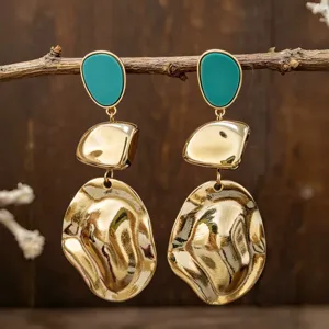 Pendientes Largos Vintage de Tres Capas Empalmados Irregulares para Mujer Lujo Europeo Aleación de Oro Martillado Diseño Geométrico Joyería