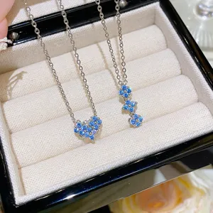 Glacier Blue Zirconia Foldable Heart Necklace Titanium Steel Four Leaf Clover Pendant Necklace Women Elegant Jewelry Fashion