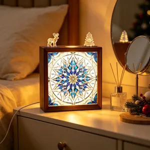 Luce Notturna Puzzle Legno LED Natale Mandala Vetro Colorato Acrilico Renna Fiocco di Neve Ornamento da Tavolo Decoro