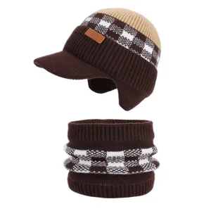 Kinder-Winterset: Strickmütze mit Ohrklappen und Schlauchschal in Braun, Beige und Weiß kariert
