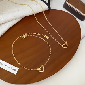 Luxury Titanium Steel Heart Pendant Necklace For Women Gold Plated Elegant Minimalist Rhinestone Choker Fashion Jewelry Daily Dating Gift
