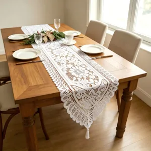Vintage Christmas Lace Table Runner Warp Knitted Polyester Hollow Floral Design With Tassels Retro Decorative Table Runner