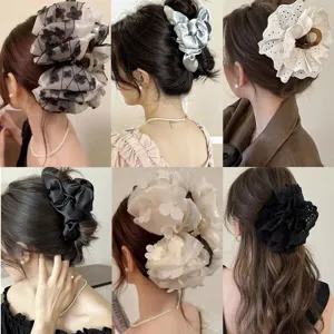 Eleganter Stoff Schleife Haarklammer Große Acryl Haarkralle Süße Netz Plissiert Schmetterling Kamelie Kopfschmuck Damen
