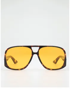 Vista frontale di occhiali aviator oversize con montatura tartarugata e lenti sfumate color ambra