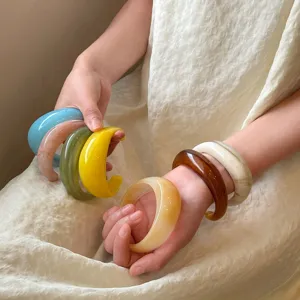 Brazalete Abierto de Acrílico Irregular Estilo Vacaciones Pulsera de Resina Minimalista Joyería de Muñeca Geométrica Elegante Vintage Para Mujeres