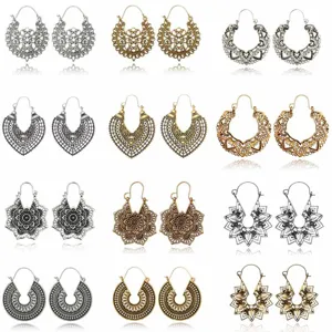 Vintage Exaggerated Hollow Totem Petal Earrings For Women Geometric Heart Alloy Drop Earrings Bohemian Ethnic Style Jewelry Accessory