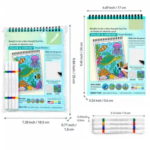 Schéma des dimensions d’un carnet à spirale de coloriage marin, avec huit feutres et un modèle