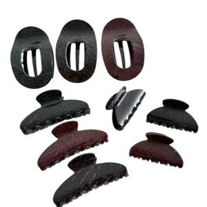 Korean Style Minimalist Faux Leather Texture Hair Claw For Women Elegant Geometric Shark Clip Hair Accessories