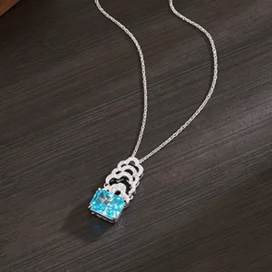 Collana Vintage a Nuvola di Buon Auspicio in Zirconia Quadrata Blu Mare Rame Lusso Leggero Strass Catena per Clavicola per Donna