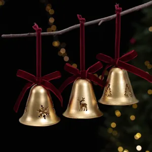 Cloches de Noël en Art du Fer Ornements Suspendus Nœud Évidé Flocons de Neige Design de Cerf Métal Or Grelots Décorations de Sapin de Noël Maison
