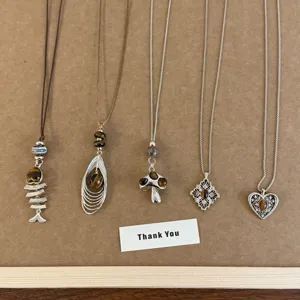 Collana con Pendente in Pietra Occhio di Tigre Vintage per Donna in Lega a Forma di Fungo Cuore Foglia d'Acero Gioielli da Donna