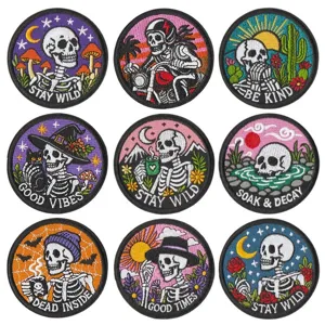 Écussons de Broderie de Crâne Rond Punk Autocollants en Tissu Brodés de Squelette Rétro pour la Décoration de Veste Chapeau Sac à Dos Appliques de Couture