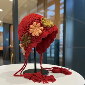 Handgemaakte Gehaakte Bloemen Gebreide Muts Voor Vrouwen Winter Warme Oorbescherming Muts Retro Wollen Garen Kwastje Beanie