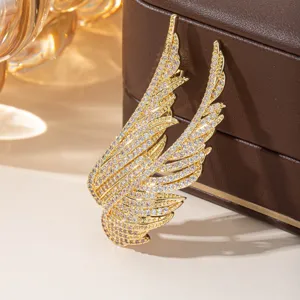 Luxury Angel Wing Brooch For Women Alloy Zirconia Inlaid Feather Design Pin Elegant Suit Dress Accessories Jewelry Gift