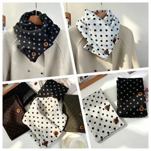 Women's Japanese Retro Polka Dot Triangle Button Scarf Neck Warmer Down Cotton Printed Winter Warm Snood Versatile Neck Protector