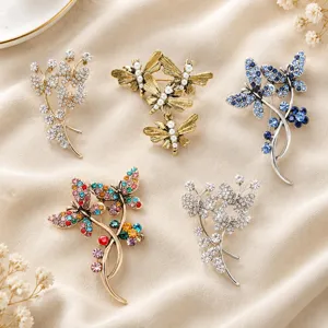 Elegant Alloy Rhinestone Butterfly Bouquet Brooch For Women Gold Silver Blue Multicolor Light Luxury Floral Scarf Pins Suit Accessories Fashion Jewelry