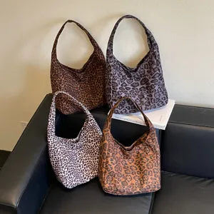 Borsa Tote Fashion in Camoscio Leopardato da Donna Grande Capacità Morbida Borsa Hobo a Spalla Casual Pendolare Borsa a Mano Shopper Versatile