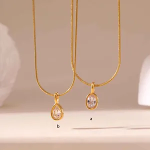Collana con Pendente in Zirconia Placcata Oro 18K in Acciaio Inossidabile Minimalista per Donna Elegante Catena a Serpente