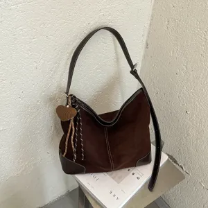Vrouwen Grote Capaciteit Vintage PU Suède Look Tote Bag Mat Schulter Emmer Hobo Tas Retro Slouchy Woon-werkverkeer Handtas